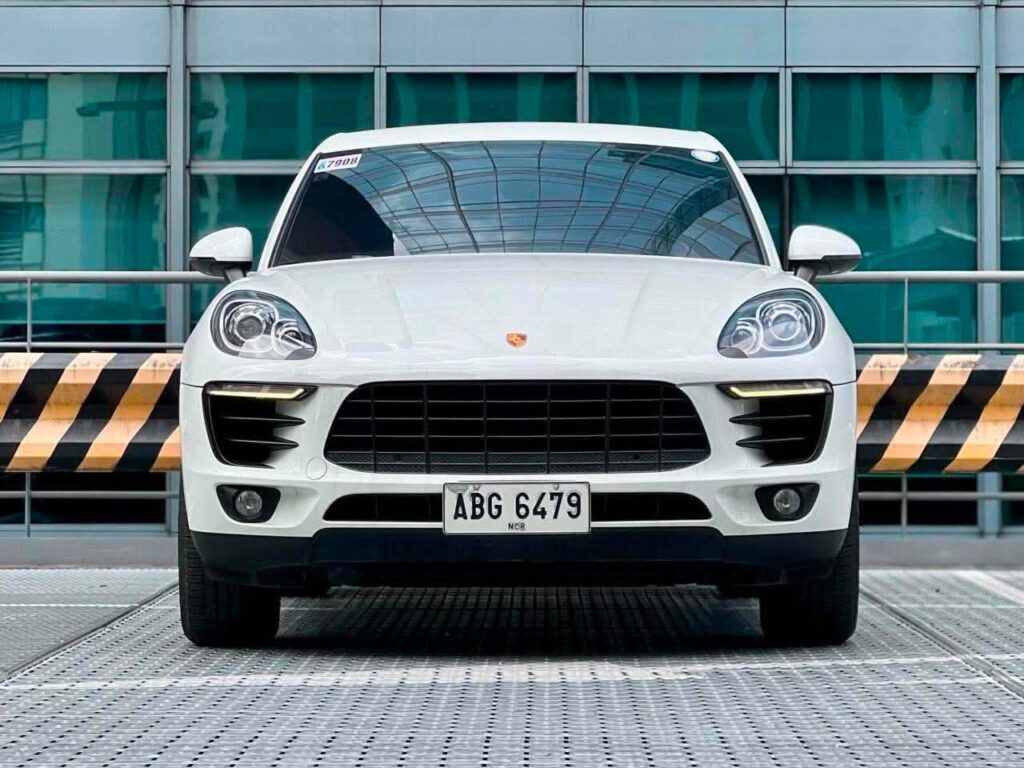 2015 Porsche Macan 2.0 Turbocharged AWD Gas Automatic