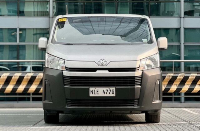 2023 Toyota Hiace Commuter Deluxe 2.8 Diesel Manual